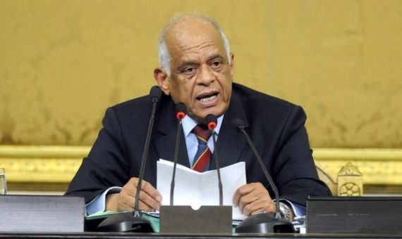 رئيس «النواب»: تطبيق «الطوارئ» على وسائل الإعلام والصحافة و«فيس بوك وتويتر» 14 رئيس مجلس النواب 2