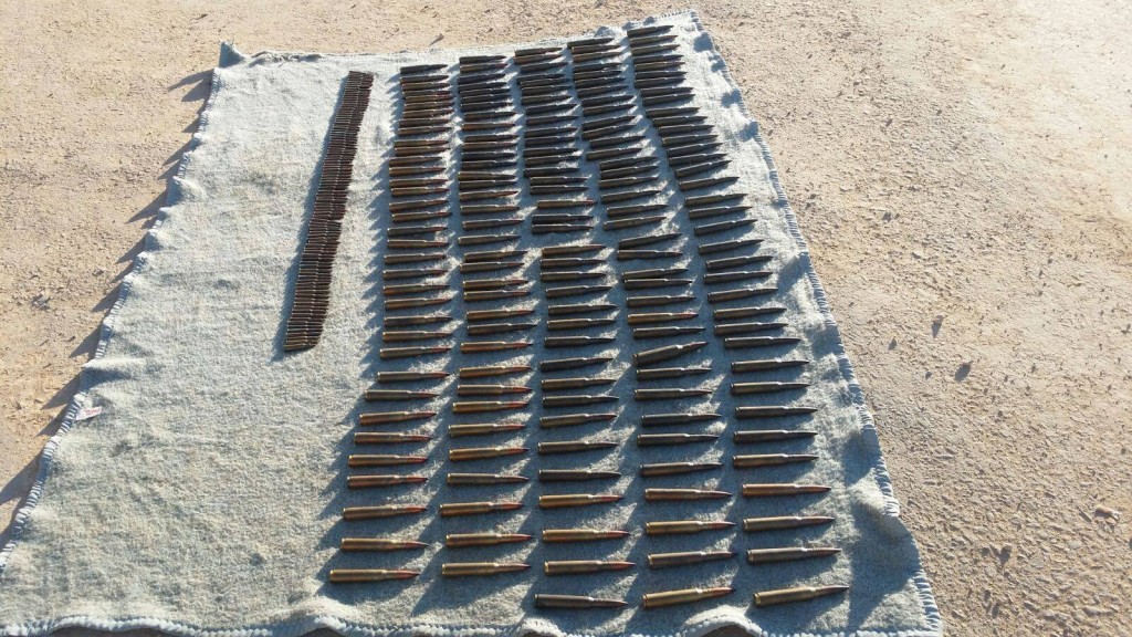 ضبط 4 طن بانجو و 294 طلقة نارية وتفجير عبوتين ناسفتين بسيناء 4 ضبط 3.8طن بانجو و294طلقة نارية وتفجير عبوتين ناسفتين بسيناء (3)