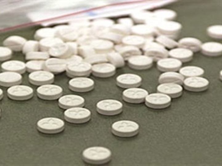 ضبط 36 ألف قرص من الترامادول بجزيرة السعادة بالزقازيق 1 Image processed by CodeCarvings Piczard ### FREE Community Edition ### on 2014-08-31 01:56:08Z | | ÿq{
ÿnzÿnyÿe¢m~u