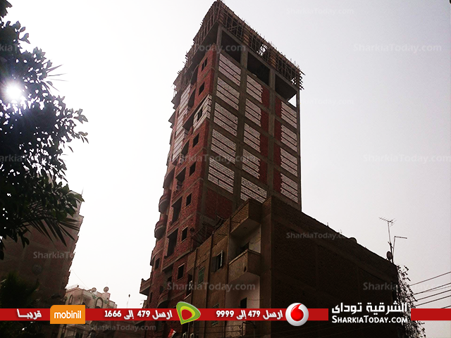 بالصور والمستندات ..صفقات جديدة لمندوبي ملك الموت بالزقازيق «مجموعة من رجال الأعمال يتحدون القانون في بناء أبراج سكنية مخالفة» 8 عمارة مخالفة بالزقازيق 3