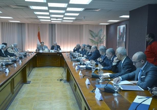 وزير الصحة ووزير الصناعة