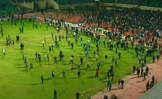 النادى المصرى ينعى شهداء كارثة بورسعيد ويطالب بالعقاب للمتسببين 1 2012-634738085949973714-997_resized
