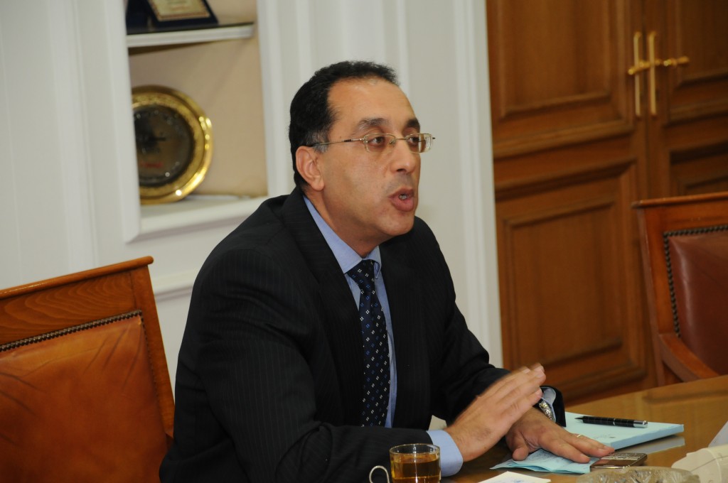 وزير الإسكان