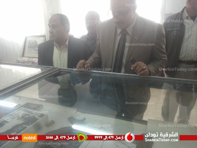 بالصور..وكيل التعليم بالشرقية يزور متحف شهداء «بحر البقر» بالحسينية 2 شهداء2