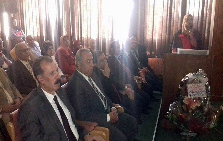 صور.. محافظ الشرقية يشارك في مناقشة ماجستير نجلة رئيس جامعة الزقازيق 2