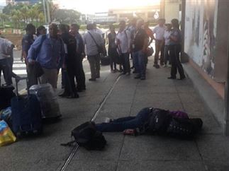 وصول جثمان المهندس المصري المقتول في فنزويلا إلى مطار القاهرة