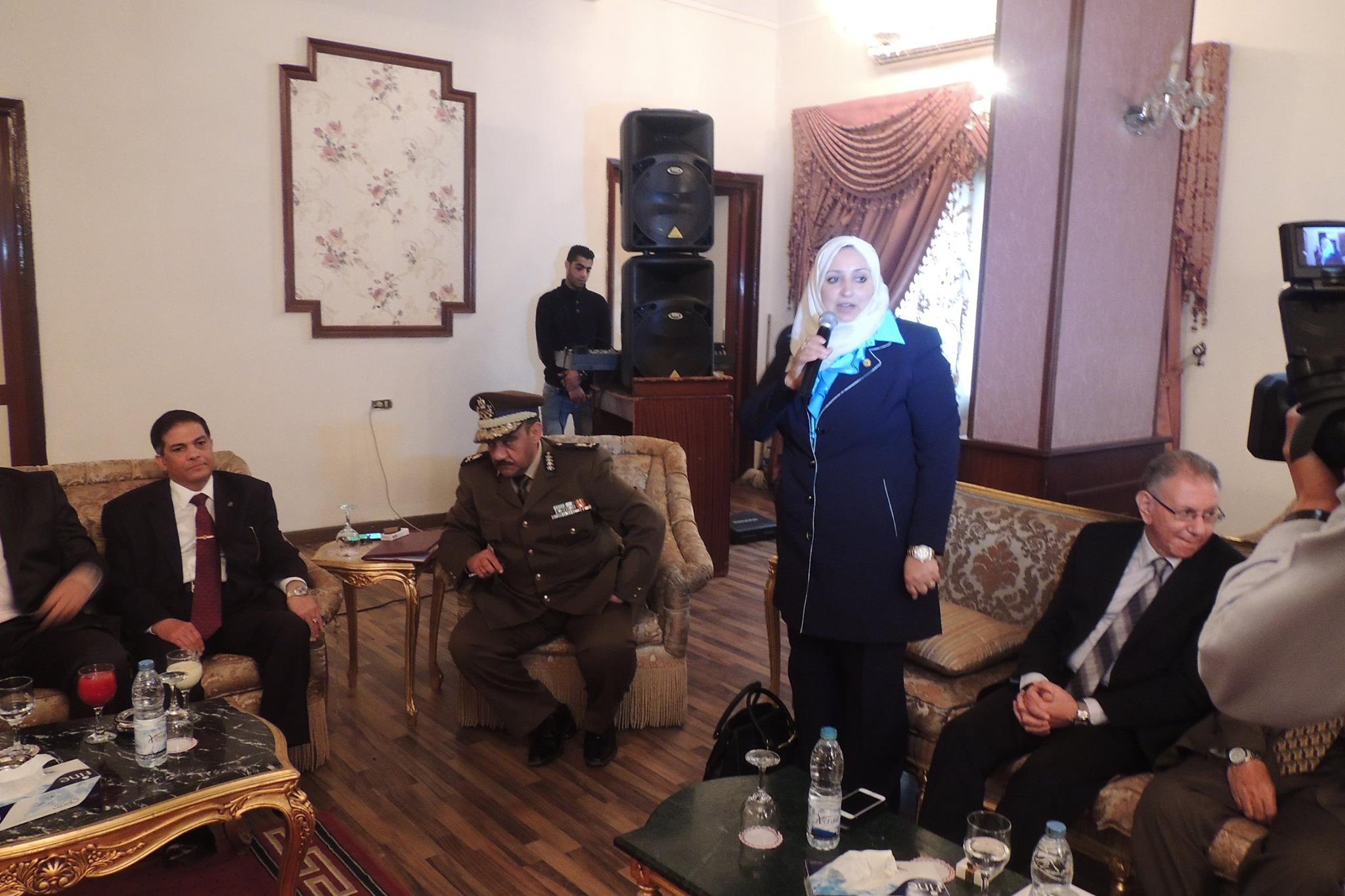 بالصور.. مدير أمن الشرقية يعقد إجتماع مع النواب لمناقشة الوضع الأمني بحضور المحافظ 2 12748000_842706905856666_1219427426328267129_o