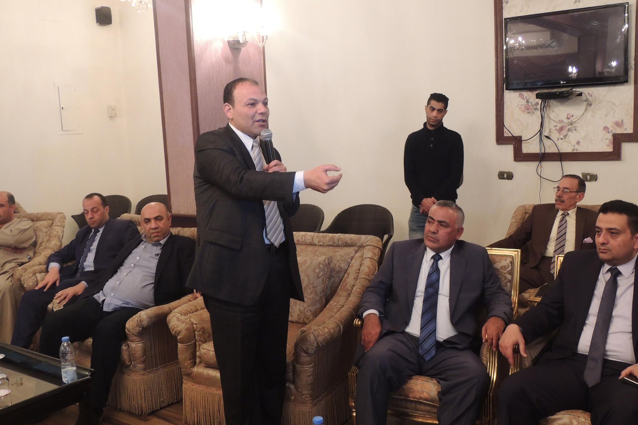 بالصور.. مدير أمن الشرقية يعقد إجتماع مع النواب لمناقشة الوضع الأمني بحضور المحافظ 4 12891689_842707005856656_150773516844760765_o