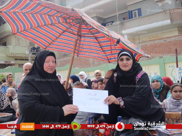 إدارة ههيا التعليمية تكرم الأم المثالية بمدرسة «السيدة نفيسة» الإعدادية 1 ادارة ههيا