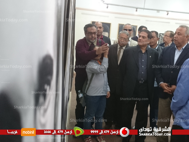 بالصور ..محافظ الشرقية يفتتح المعرض الفني لحليم بثقافة الزقازيق 2 بالصور ..محافظ الشرقية يفتتح المعرض الفني لحليم بثقافة الزقازيق (1)