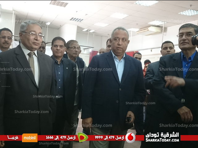 بالصور ..محافظ الشرقية يفتتح المعرض الفني لحليم بثقافة الزقازيق 3 بالصور ..محافظ الشرقية يفتتح المعرض الفني لحليم بثقافة الزقازيق (3)