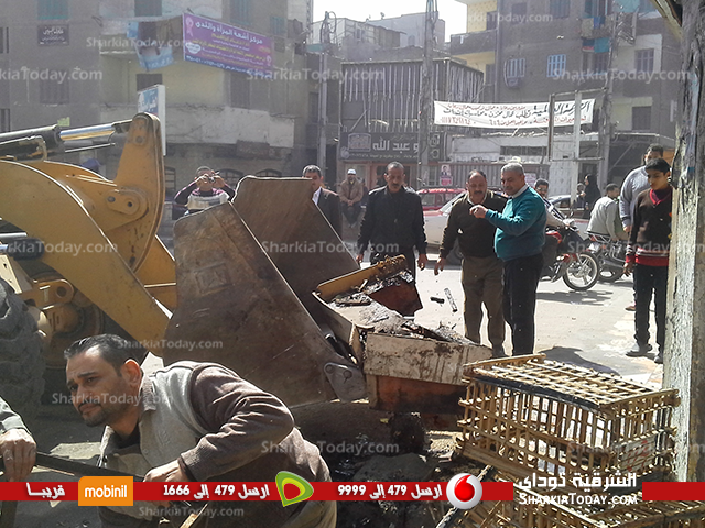 حملة مكبرة لازالة الاشغالات بحي ثان الزقازيق (1)