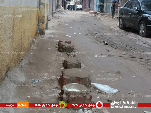 بالصور..شكوى من الأهالي لعدم توصيل الصرف الصحي لحي أبو صيام بأبو حماد 4 شكوى من الأهالي لعدم توصيل الصرف الصحي لحى أبو صيام بأبو حماد (4)