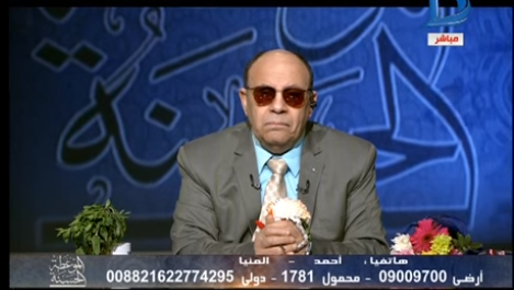 مبروك عطية لإبنة مُتصل ببرنامجه: ربنا ياخدك وياخد أمك 13 مبروك