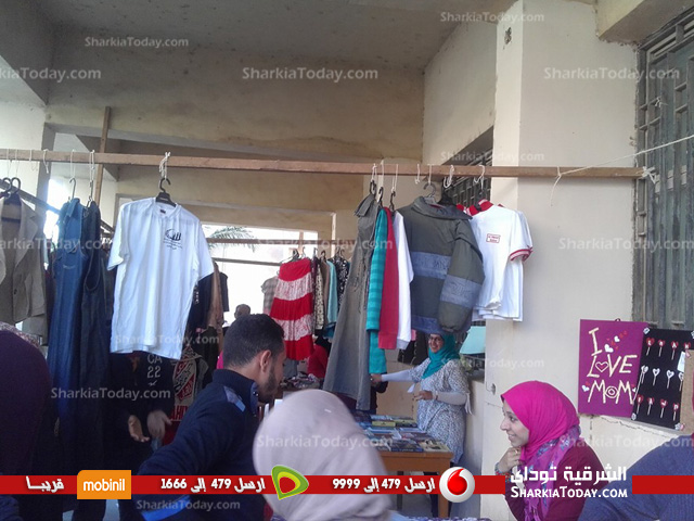بالصور..معرض بكلية التكنولوجيا والتنمية بجامعة الزقازيق 1 معرض لتبادل الكتب بكلية التكنولوجيا والتنمية بجامعة الزقازيق (2)