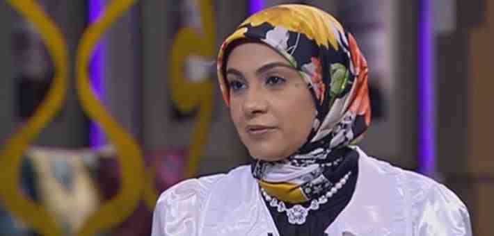 بالفيديو..دعاء عامر تصدم الجميع بابنها الشاب وتكشف عن كتابتها لأغنيات 1 1461357164879