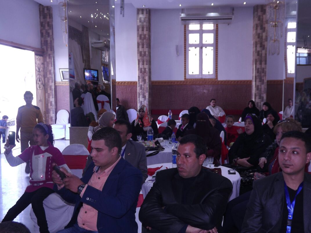 حزب حماة الوطن بفاقوس يكرم الأمهات المثاليات 2 IMG-20160402-WA0014