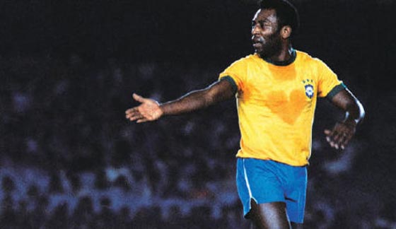 المهن الأصليّة لـ7 لاعبين قبل احترافهم كرة القدم 5 pele_04