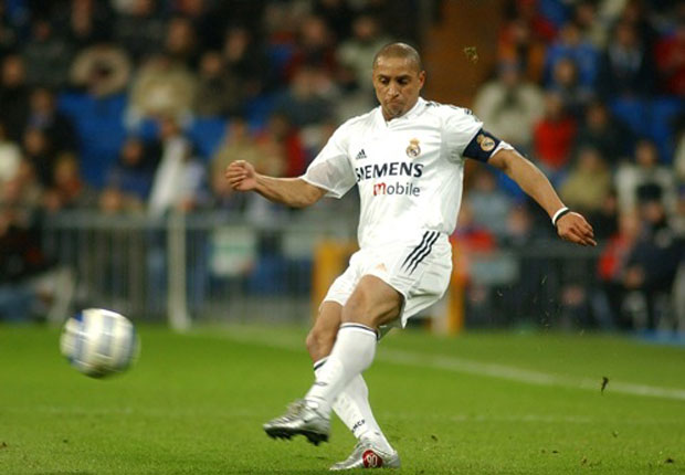المهن الأصليّة لـ7 لاعبين قبل احترافهم كرة القدم 3 roberto-carlos-real-madrid