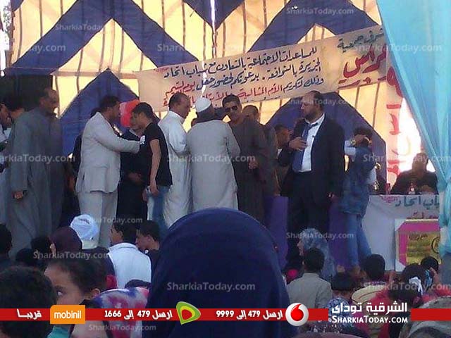 قرية «النوافعة» بفاقوس تحتفل بيوم اليتيم بحضور نواب الشعب 1 قرية «النوافعة» بفاقوس تحتفل بيوم اليتيم بحضور نواب الشعب (2)