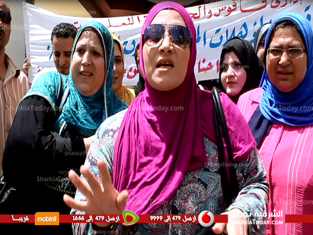 بالصور..وقفة احتجاجية لمتعاقدي التعليم بالشرقية للمطالبة بالتثبيت 2 متعاقد 4
