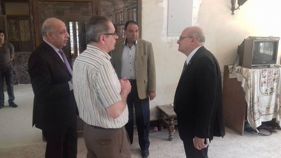 رئيس جامعة الزقازيق يقوم بزيارة مفاجئة لأعمال الصيانة بالمركز الثقافي الإجتماعي 4 13228009_1765244597043899_1168257079_n