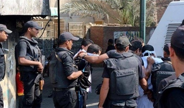 ضبط أكثر من 10 أشخاص لتحريضهم على العنف بالقرين 1 219