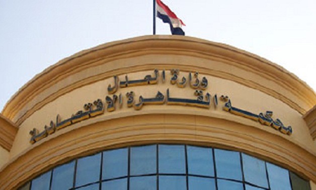 الحبس 6 أشهر وغرامة 10 آلاف جنيه عقوبة مضايقة المواطنين عبر «فيس بوك» 1 41861