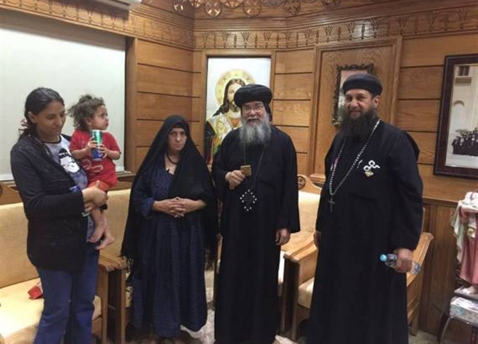 زوج سيدة المنيا يتسلم 5 آلاف جنيه كإعانة عاجلة 1 سيدة المنيا