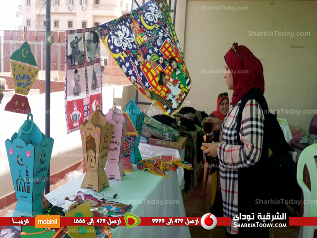 جمعية العين الجارية بفاقوس تقيم معرض لمنتجات رمضان 1 yhnm