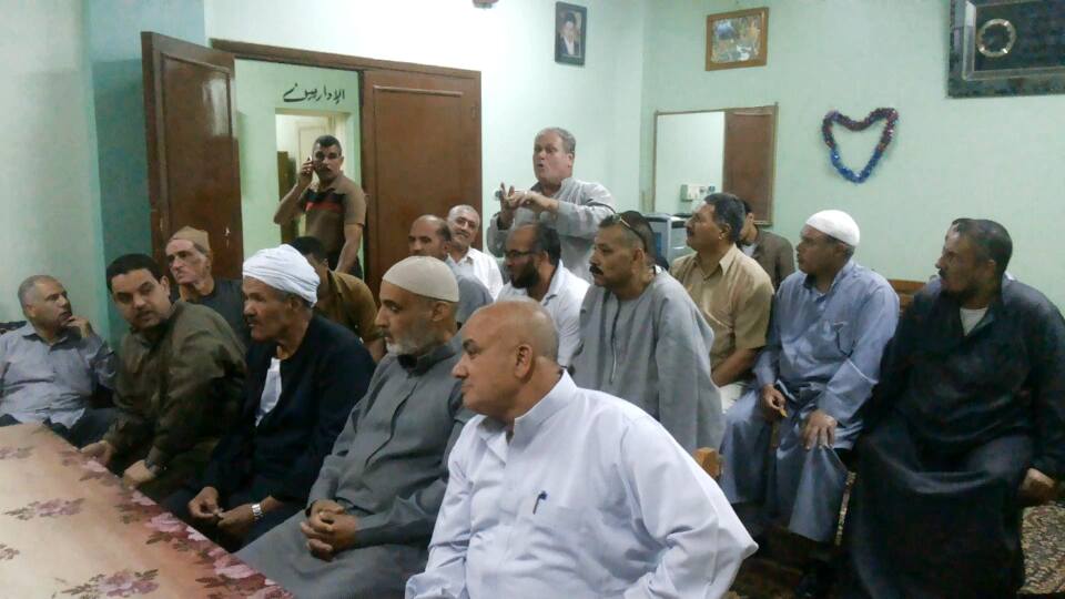 بالصور..النائبة إيمان خضر تبحث مشكلات قرية بهنباي بالزقازيق 3 النائبة إيمان خضر (2)