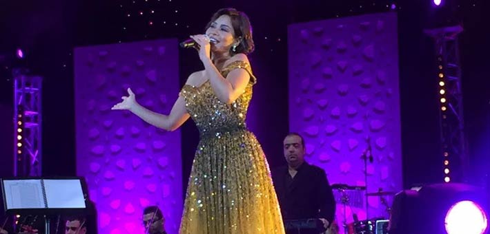 شيرين عبد الوهاب تبكي بمهرجان موازين 23 شيرين عبد الوهاب