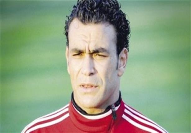 الحضري يحتفل بالفوز على إيطاليا بطريقته الخاصة.