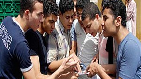 طلاب الثانوية ينهون تظاهرهم أمام التعليم اليوم .. ويؤكدون رجوعهم مرة أخرى 16 انهاء