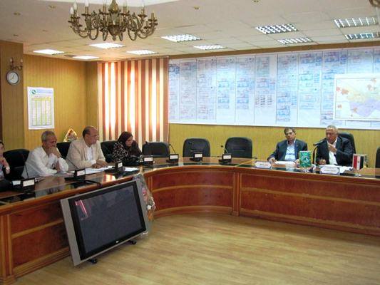 بصرف مساعدة مالية شهرية لمواطن مريض بالشرقية
