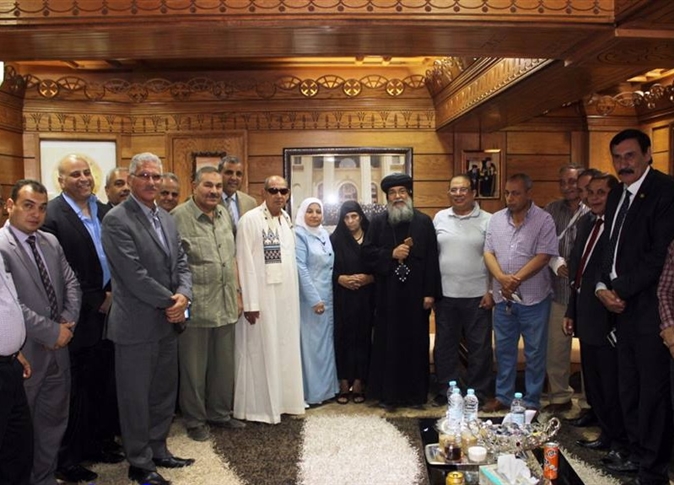20 نائبًا يصدرون بيانًا للتضامن مع «سيدة المنيا» 3 سيدة المنيا