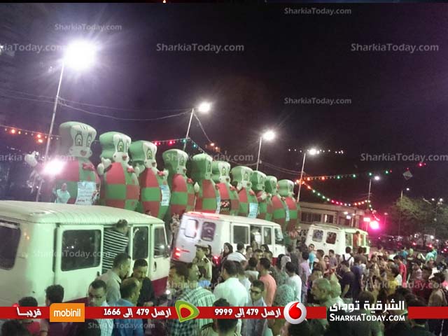 فتح كوبري المحافظة و إنهاء الاحتفال بـ 30 يونيو‏ أمام مبني المحافظة بالزقازيق