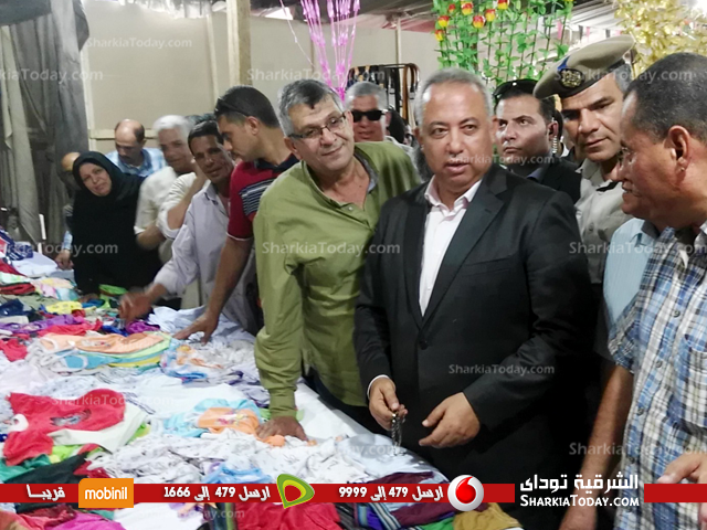 محافظ الشرقية يفتتح معرض «أهلا رمضان» بفاقوس (1)