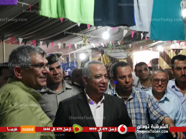 محافظ الشرقية يفتتح معرض «أهلا رمضان» بفاقوس (2)