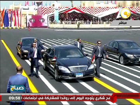 السيسي يغادر معهد ضباط الصف بأبوحماد بعد تخريج دفعة جديدة 1 13681060_1601423540156781_6778688556010206696_n