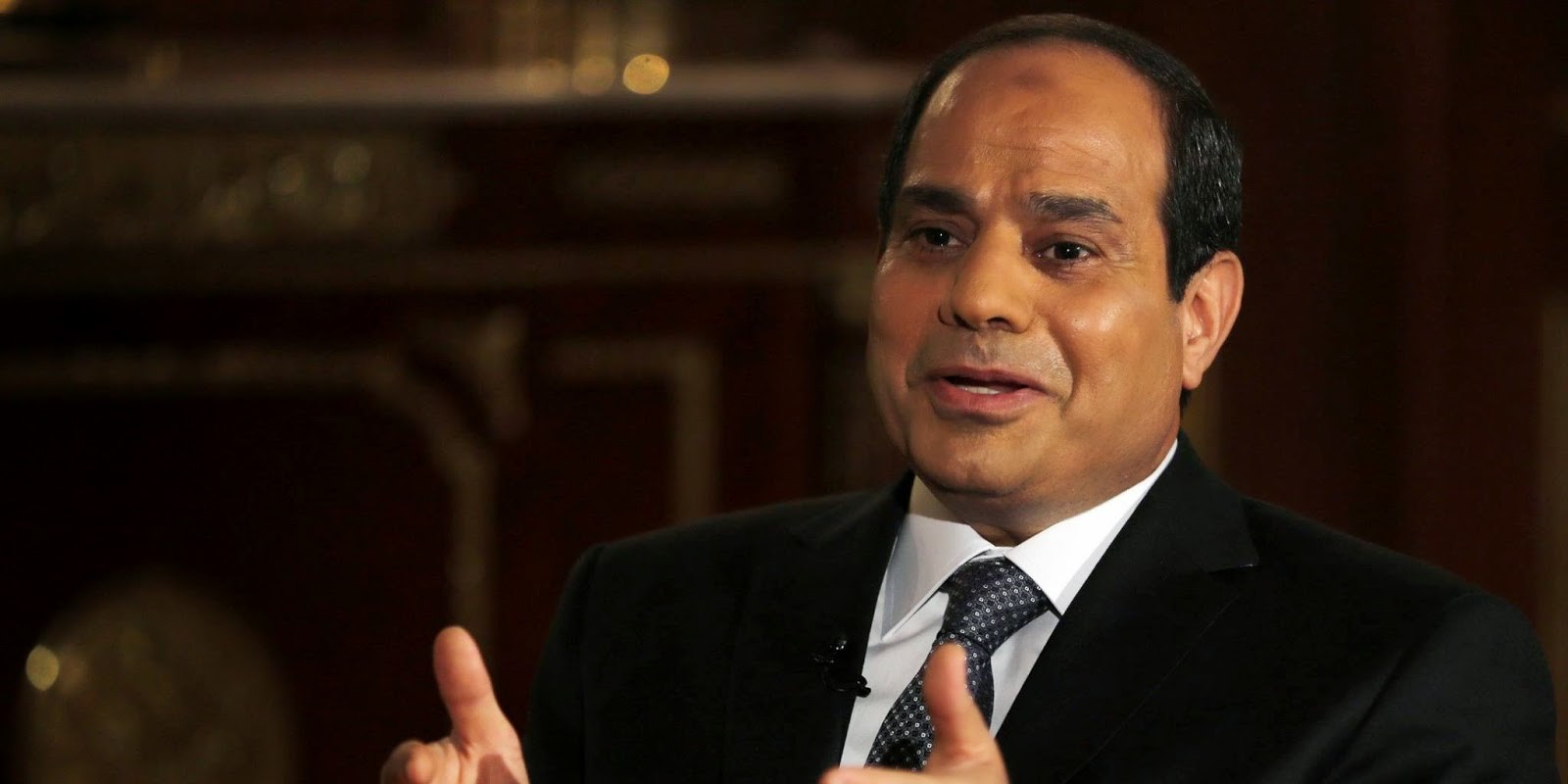 السيسي يطالب الحكومة بتنفيذ برنامجها الإصلاحي لمواجهة مشكلات الاقتصاد 13 السيسي يطالب الحكومة بتنفيذ برنامجها الإصلاحي بكل حسم لمواجهة مشكلات الاقتصاد