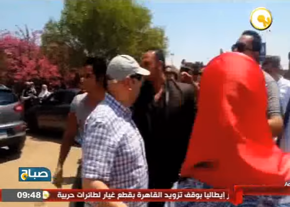 بودي جارد مدرسة خاصة ببنها يعتدون على أولياء الأمور لاعتراضهم على زيادة المصروفات 9 بودي جارد مدرسة خاصة يعتدون على أولياء الأمور لاعتراضهم على زيادة المصروفات