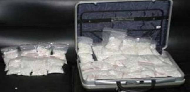 ضبط عاطلين بحيازتهما 1100 جرام هيروين و حشيش بلبيس