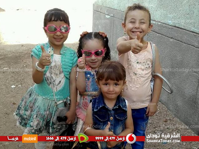 فرحة الأطفال تسيطر على أجواء صلاة العيد بكفر صقر (4)