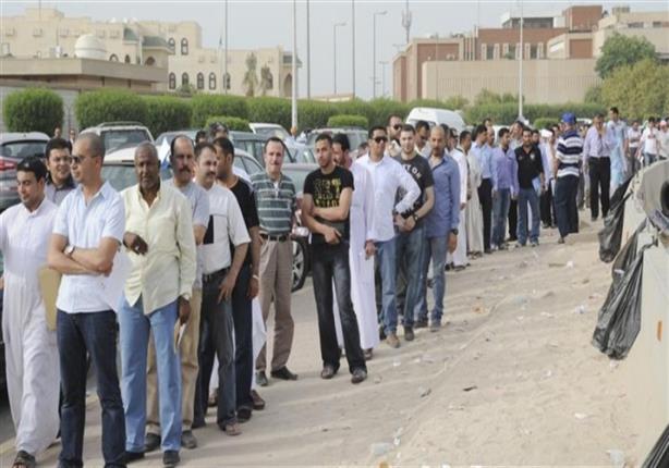 الوزراء يرد على أنباء تسريح العمالة المصرية بالكويت