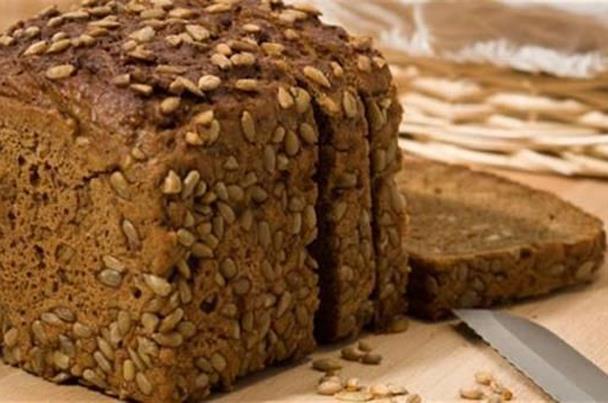 هل يمكن خفض الضغط المرتفع بالخبز؟ 1 هل يمكن خفض الضغط المرتفع بالخبز؟