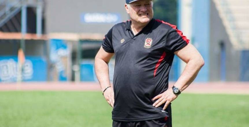 السفارة الهولندية تتدخل لحماية مدرب الاهلي 1 السفارة الهولندية تتدخل لحماية مدرب الاهلي