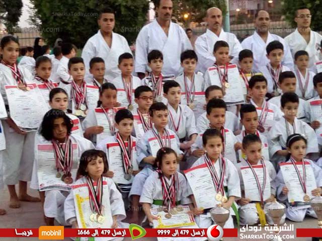 «فاقوس» تفوز ببطولة الجمهورية للكاراتيه التقليدي 1 «فاقوس» تفوز ببطولة الجمهورية للكاراتيه التقليدي (2)