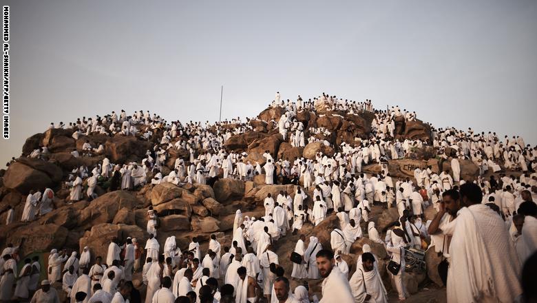 أمير مكة: لن يُسمح بأي حادث يعكر صفو وأمن الحج.. وهذه استعدادات السعودية لاستقبال الحجاج 11 أمير مكة لن يُسمح بأي حادث يعكر صفو وأمن الحج.. وهذه استعدادات السعودية لاستقبال الحجاج