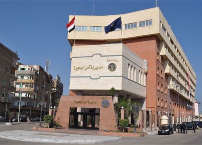إصابة 19 مجندًا في انقلاب سيارة 13 إصابة 19 مجندًا في انقلاب سيارة بالبحيرة